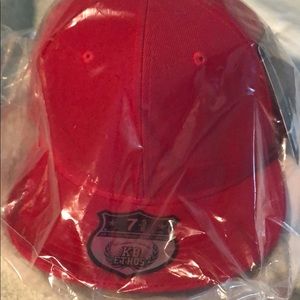 Fitted solid red hat 7 5/8